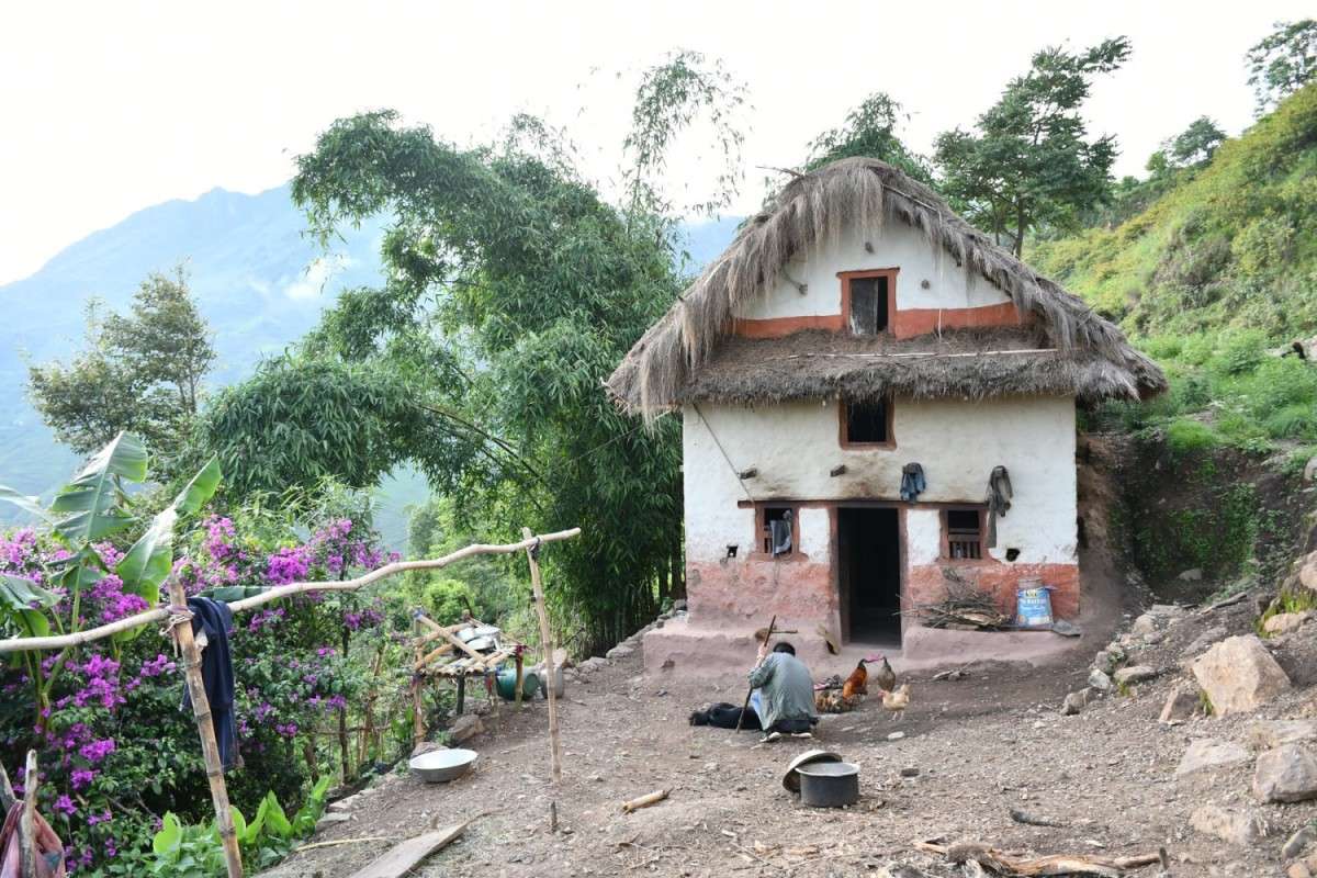  परम्परागत छाने घर लोप हुँदै